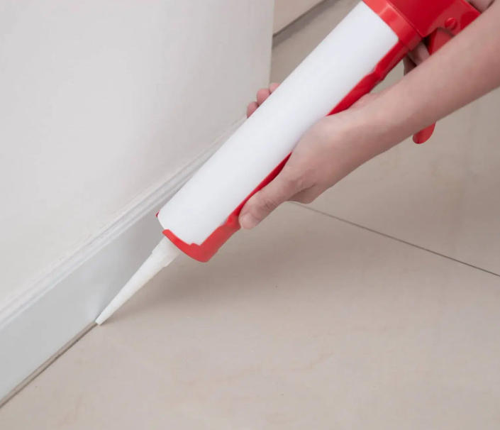 What happens if silicone sealant gets wet before curing